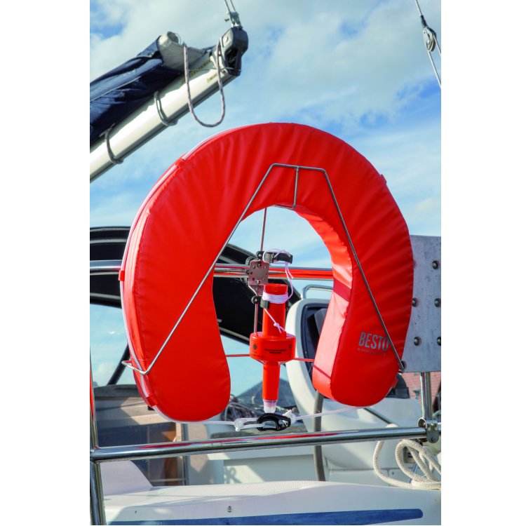 Besto Hufeisenring mit Halterung und Signalboje orange